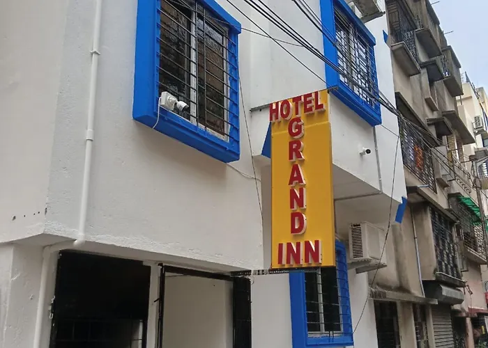 Goroomgo The Grand Inn Ruby Kolkata